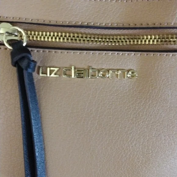 Liz Claiborne Crossbody Bag with Adjustable Strap and Front Pocket NWOT